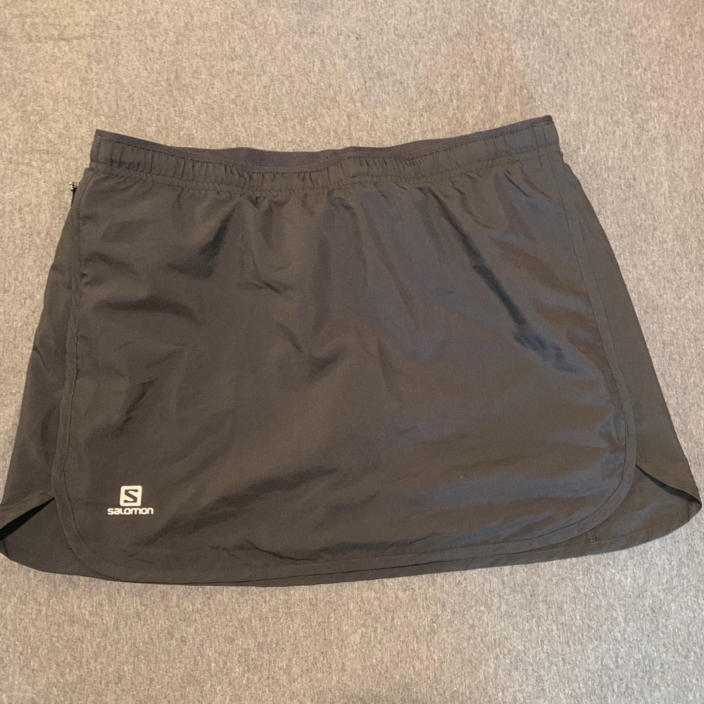 Salomon running skort